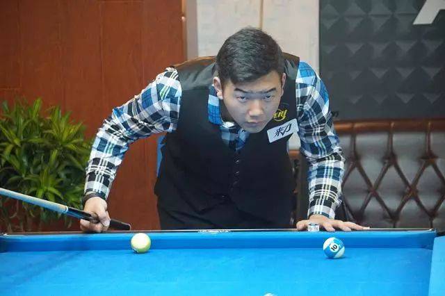 武磊上场 武磊上场