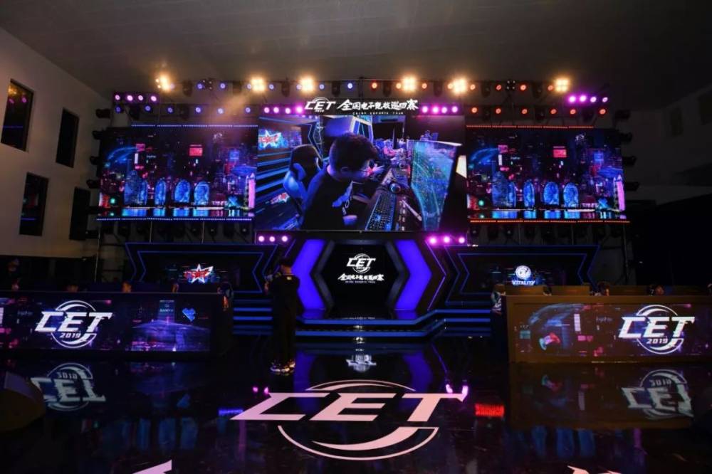 数次挥汗如 数次挥汗如