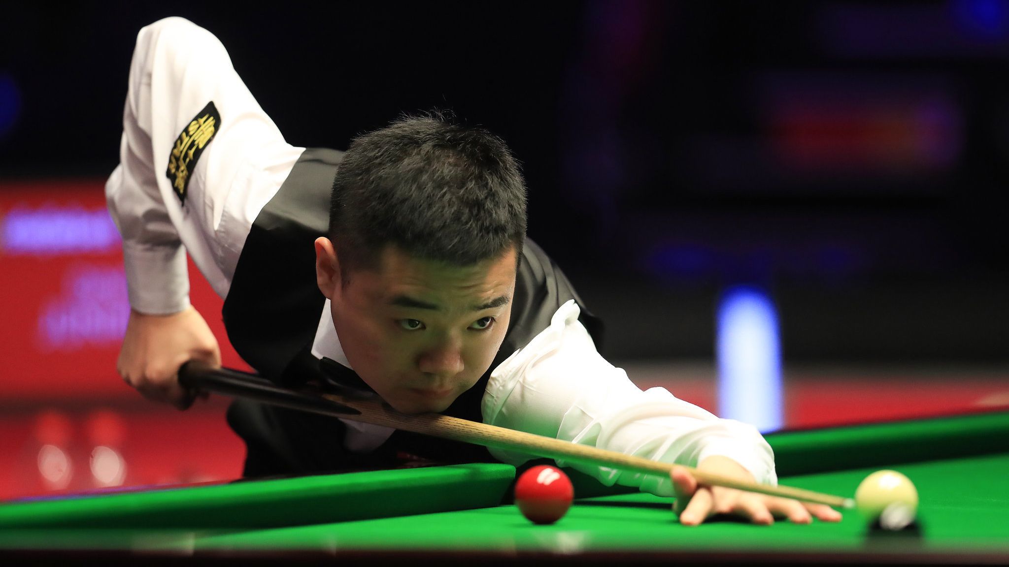 不少球迷表 不少球迷表